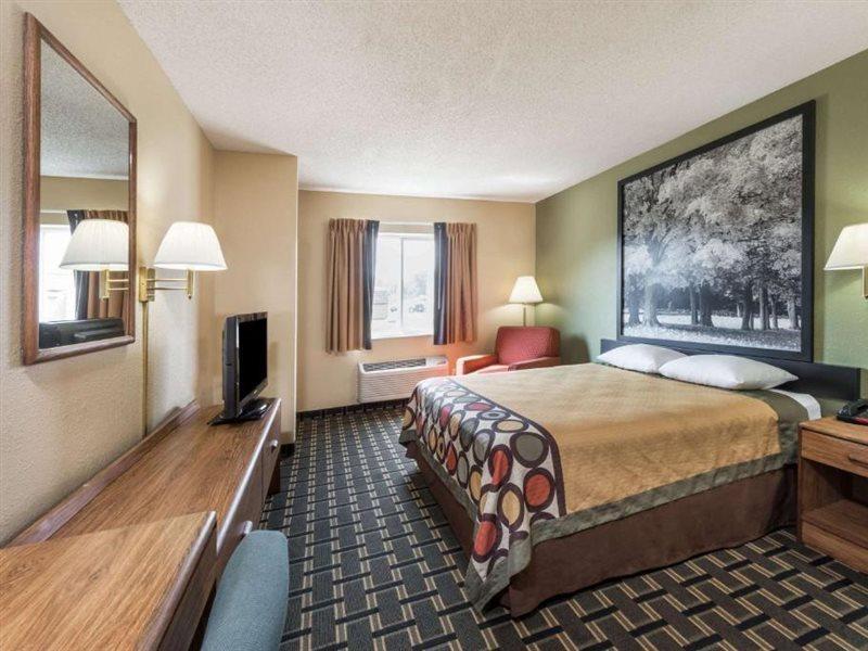 Super 8 By Wyndham Greenville Esterno foto