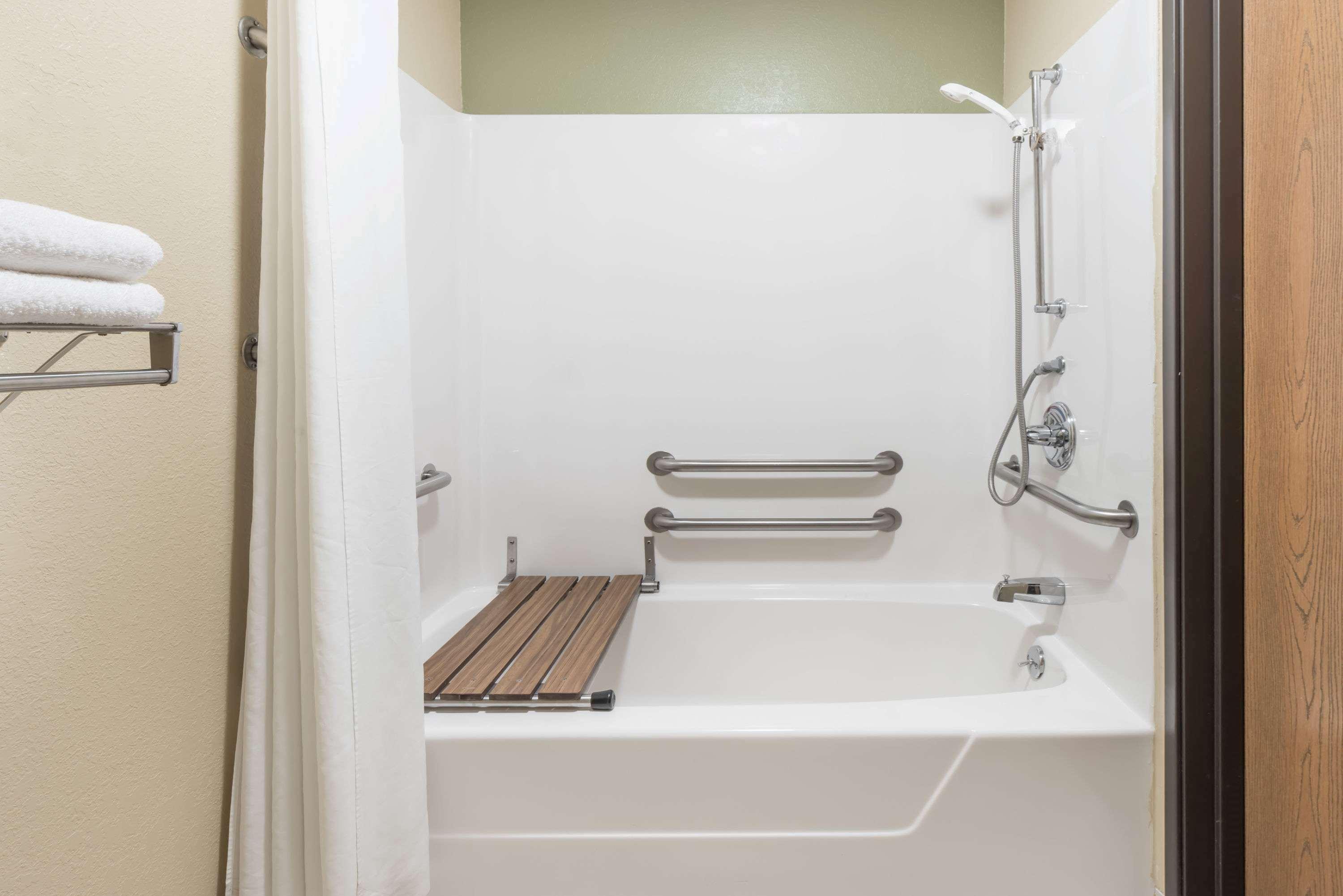 Super 8 By Wyndham Greenville Esterno foto